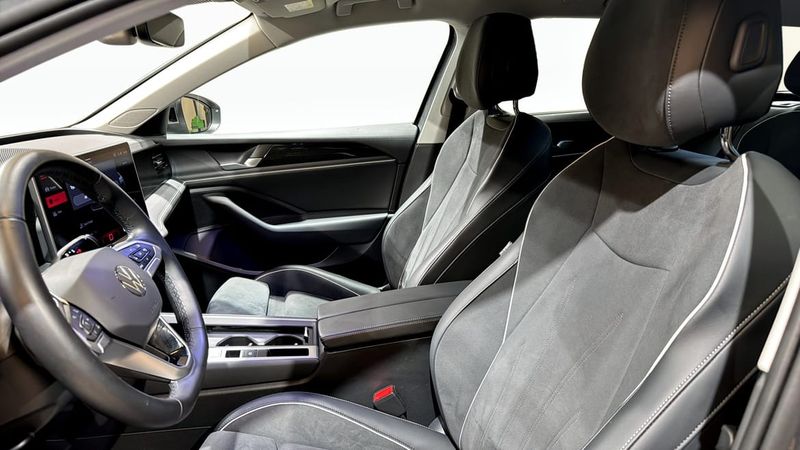 Volkswagen Passat bild 8