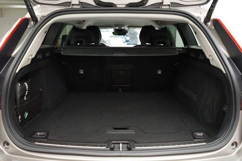 Volvo V60 bild 8
