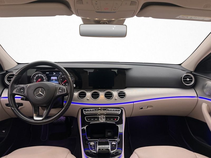 Mercedes E220 bild 13