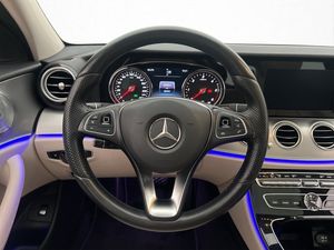 Mercedes E220 bild 14