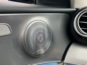 Mercedes E220 bild 18