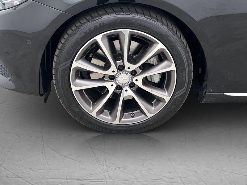 Mercedes E220 bild 26