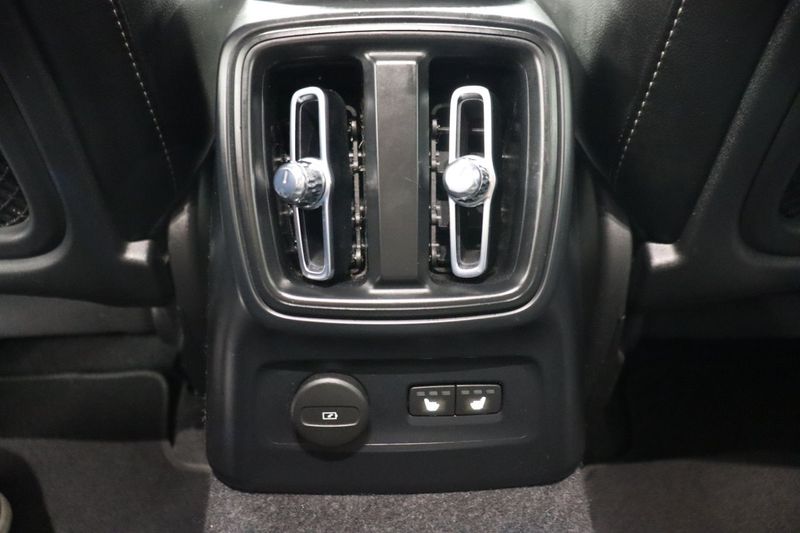 Volvo XC40 bild 15