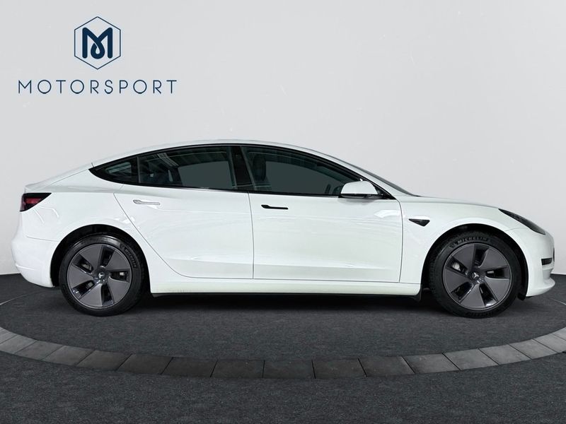 Tesla Model 3 bild 7