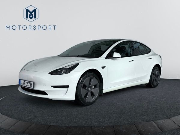 Tesla Model 3 Standard Range RWD Pano Värmepump Förklimat Skinn Navi - 2023
