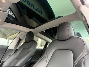 Tesla Model 3 bild 17