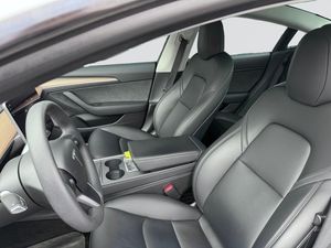 Tesla Model 3 bild 9