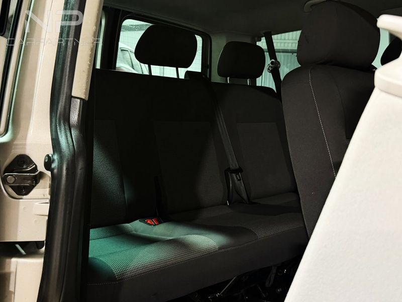 Volkswagen Caravelle bild 16