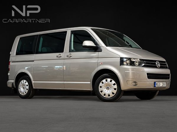 Volkswagen Caravelle GARANTI 6 mån| 2.0 CNG / MOMS / Lågmilad / Drag - 2013