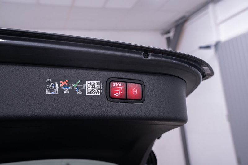 Mercedes C300 bild 8