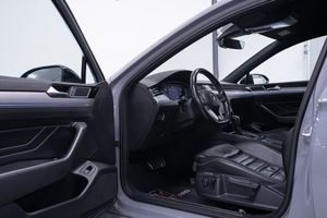 Volkswagen Passat bild 10