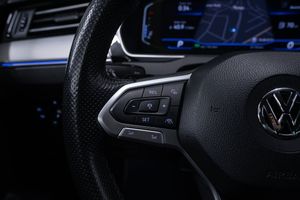 Volkswagen Passat bild 18