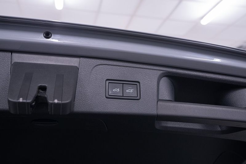 Volkswagen Passat bild 8