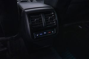 Volkswagen Passat bild 14