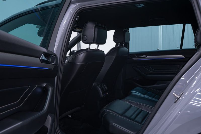 Volkswagen Passat bild 13