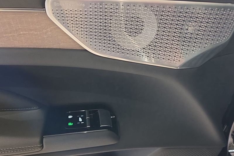 Volvo ES90 bild 20