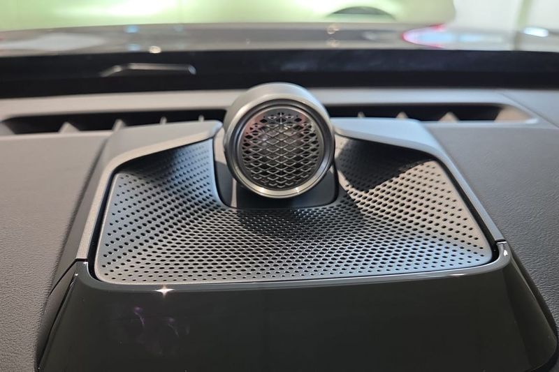 Volvo ES90 bild 21