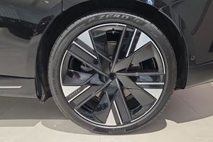 Volvo ES90 bild 25