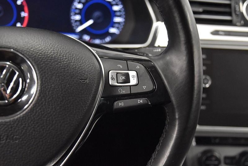 Volkswagen Passat bild 11