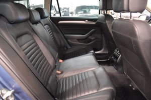 Volkswagen Passat bild 13