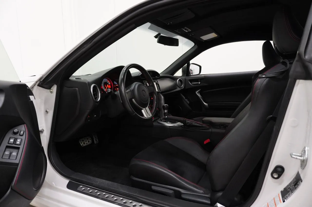 Toyota GT86 2.0 H4 200 ch BVA / 55 460 km / GPS / Modes Sport & Snow / Entretien Toyota complet