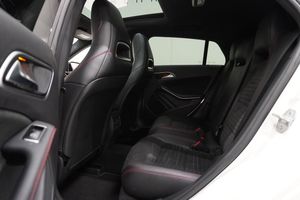 Mercedes CLA220 bild 17