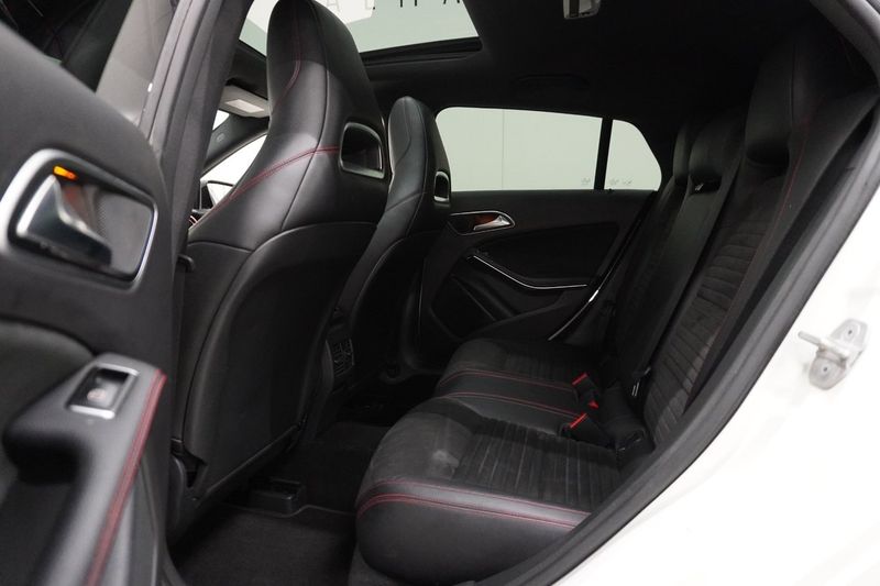 Mercedes CLA220 bild 17