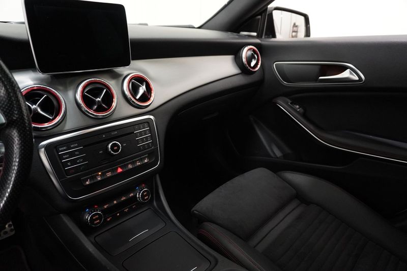 Mercedes CLA220 bild 19