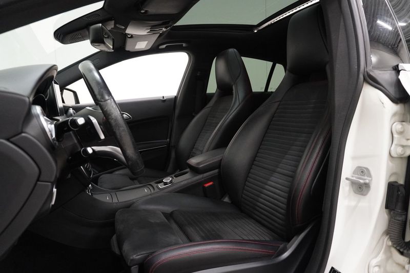 Mercedes CLA220 bild 13