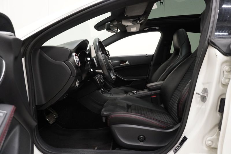 Mercedes CLA220 bild 12