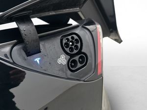 Tesla Model Y bild 29