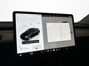 Tesla Model Y bild 25