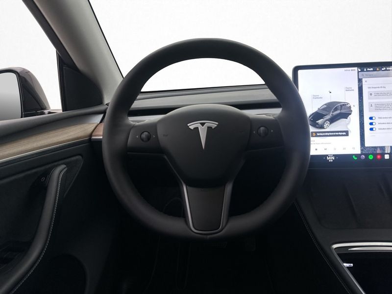 Tesla Model Y bild 12