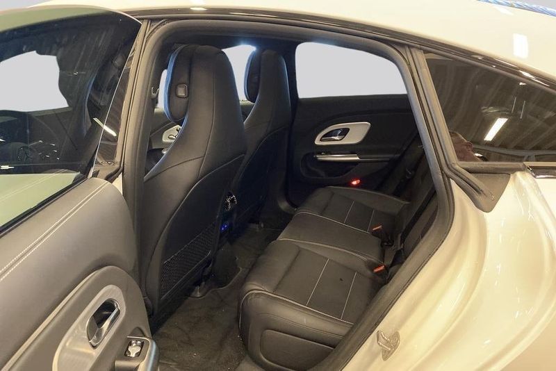 Mercedes CLA250 bild 9