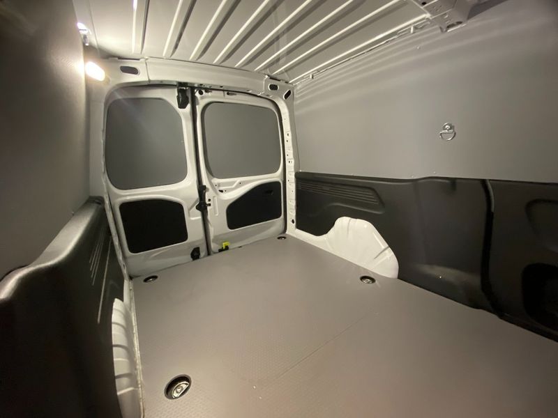 Peugeot e-Partner bild 31