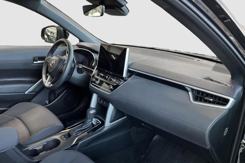 Toyota Corolla Cross bild 9
