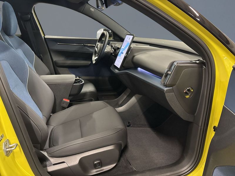 Volvo EX30 bild 7