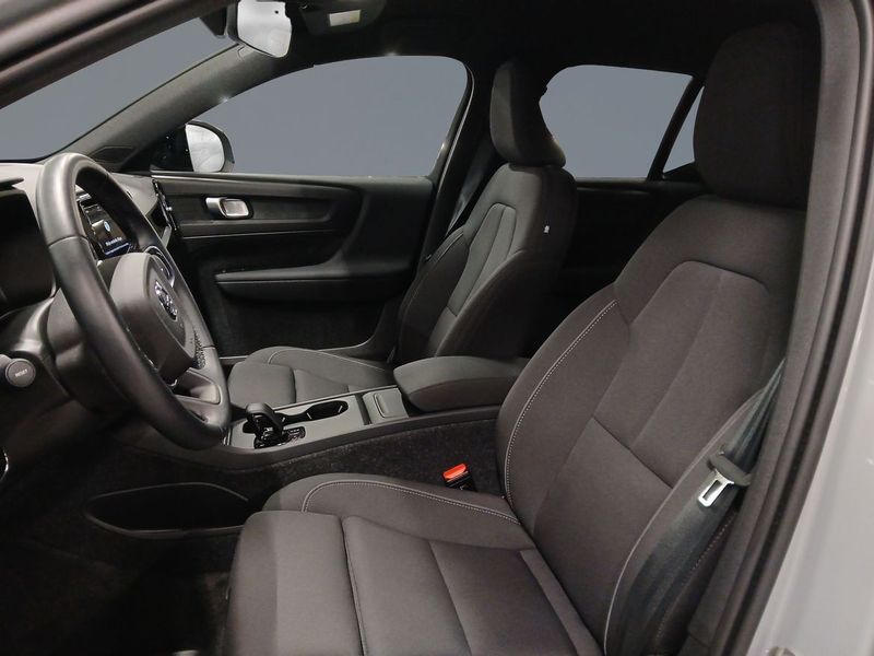 Volvo EX40 bild 5