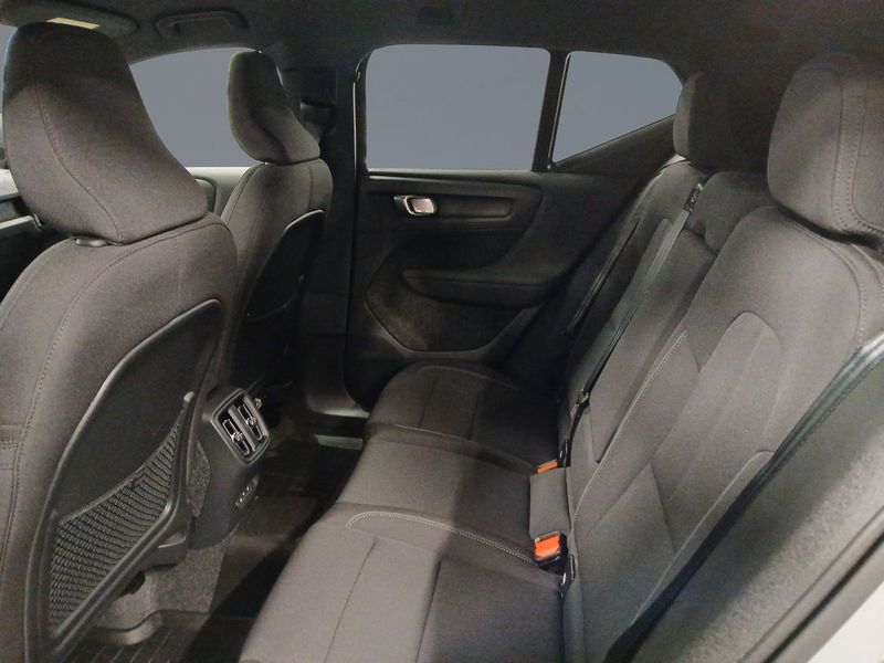 Volvo EX40 bild 7