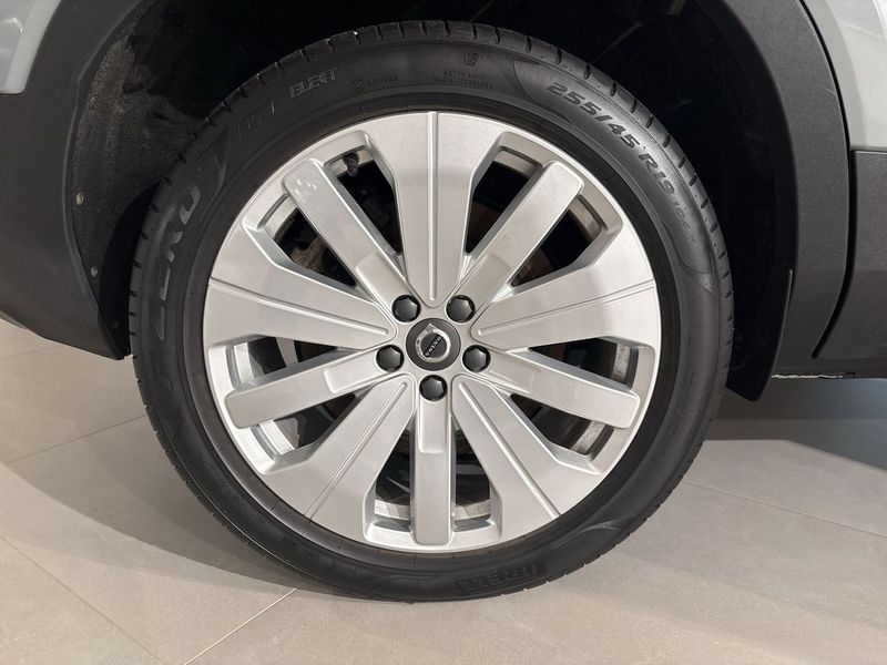 Volvo EX40 bild 10