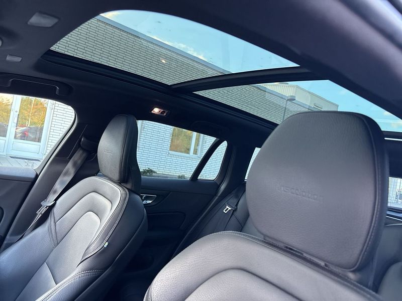 Volvo V60 bild 8