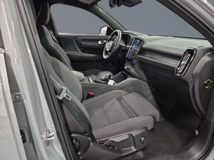 Volvo EX40 bild 7
