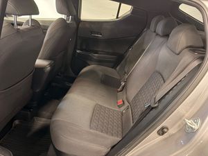 Toyota C-HR bild 7