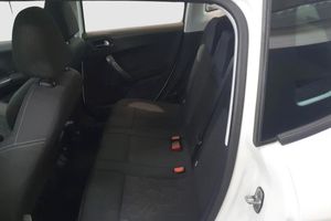 Peugeot 2008 bild 8