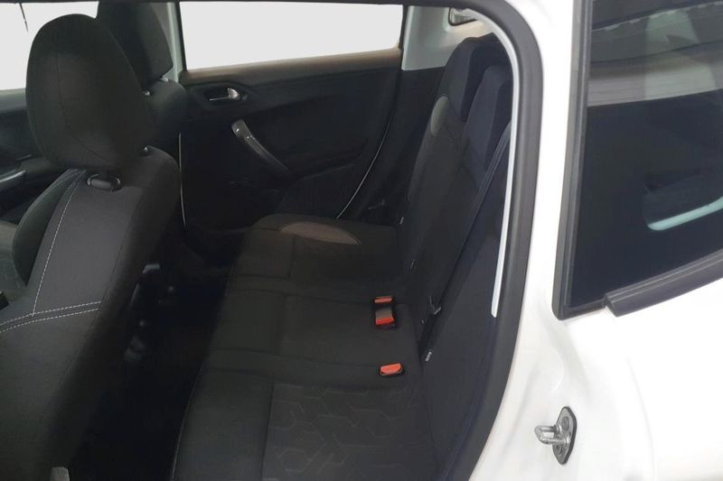 Peugeot 2008 bild 8