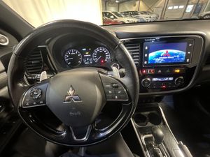 Mitsubishi Outlander bild 14