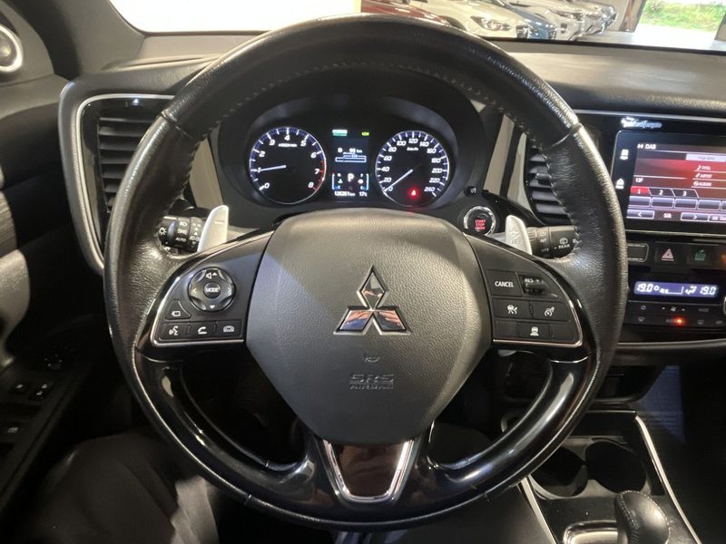 Mitsubishi Outlander bild 16