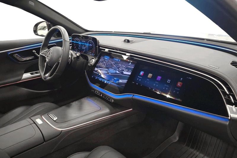 Mercedes E300 bild 13