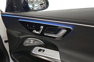 Mercedes E300 bild 14