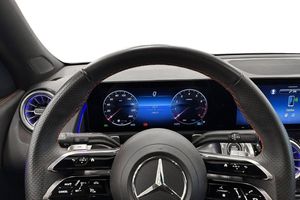 Mercedes GLB200 bild 6